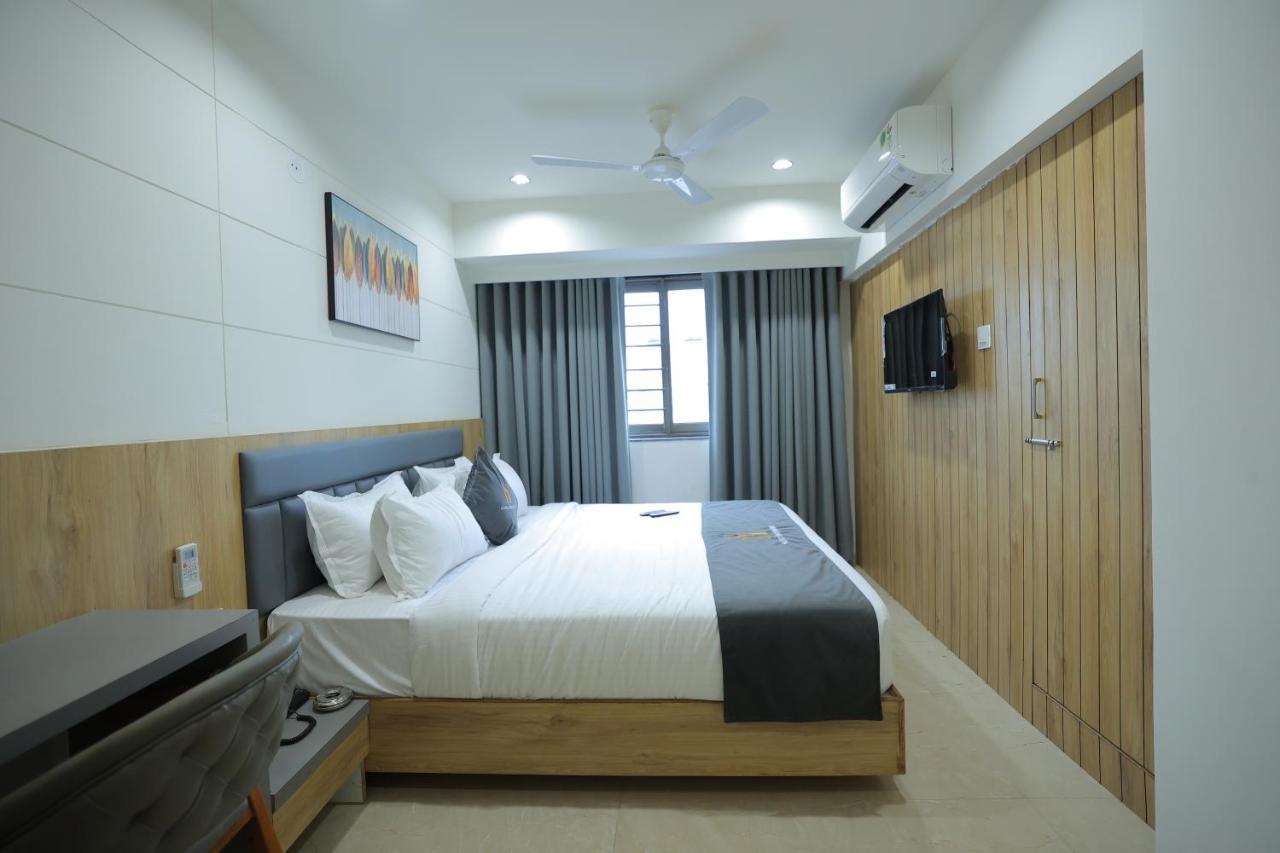 Hotel Shayan Inn Rajkot Εξωτερικό φωτογραφία