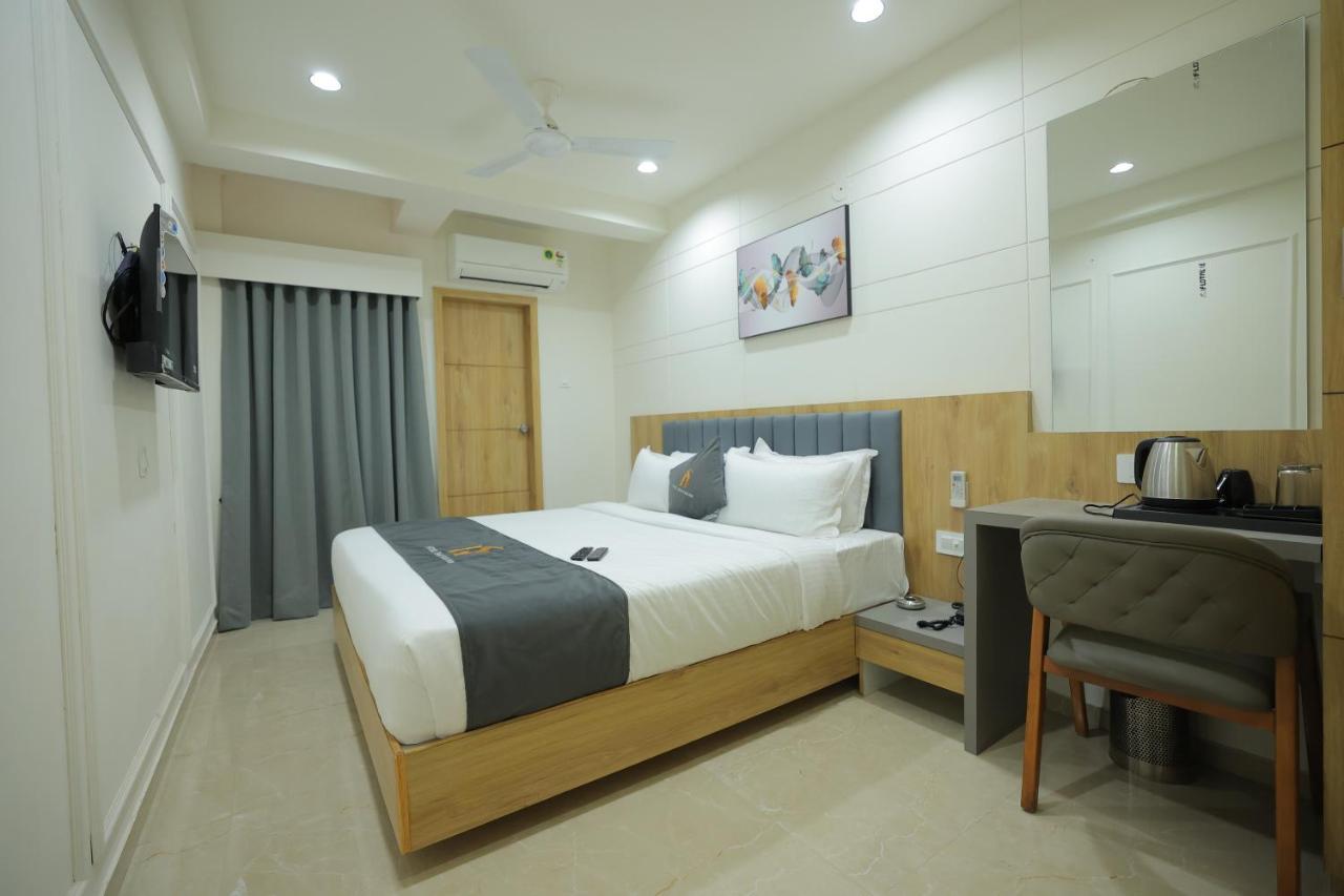 Hotel Shayan Inn Rajkot Εξωτερικό φωτογραφία