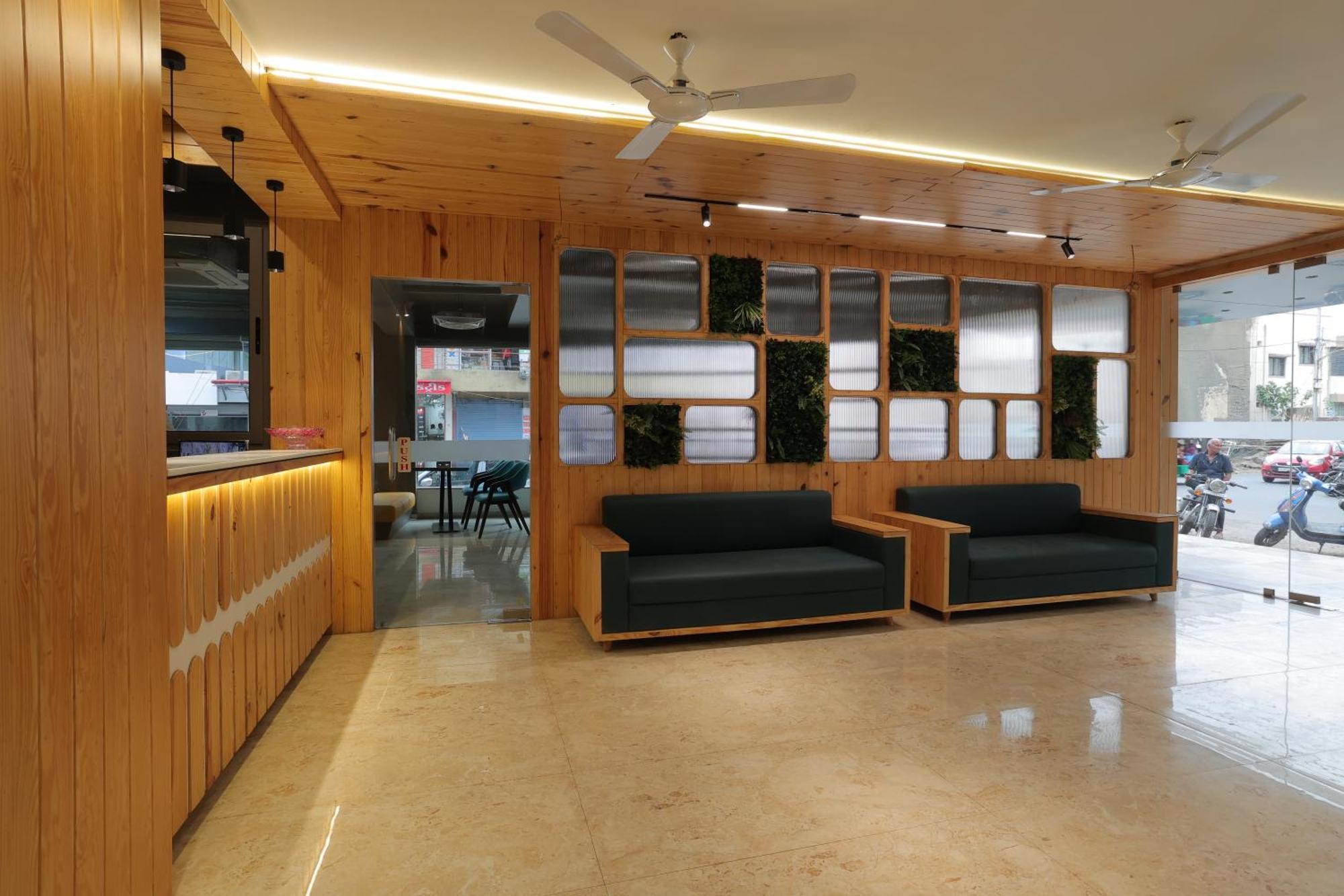 Hotel Shayan Inn Rajkot Εξωτερικό φωτογραφία
