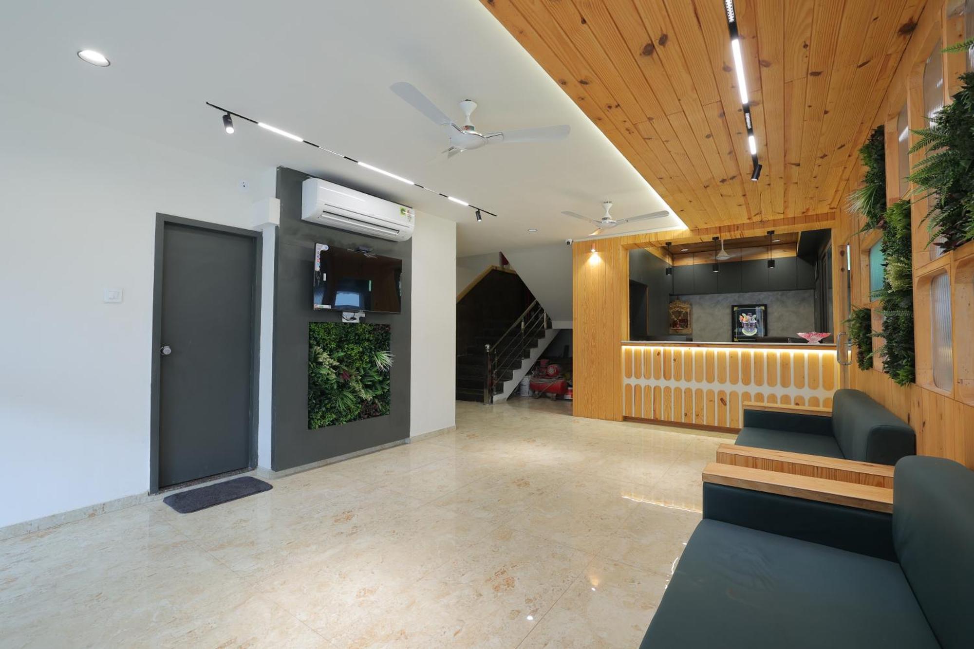 Hotel Shayan Inn Rajkot Εξωτερικό φωτογραφία