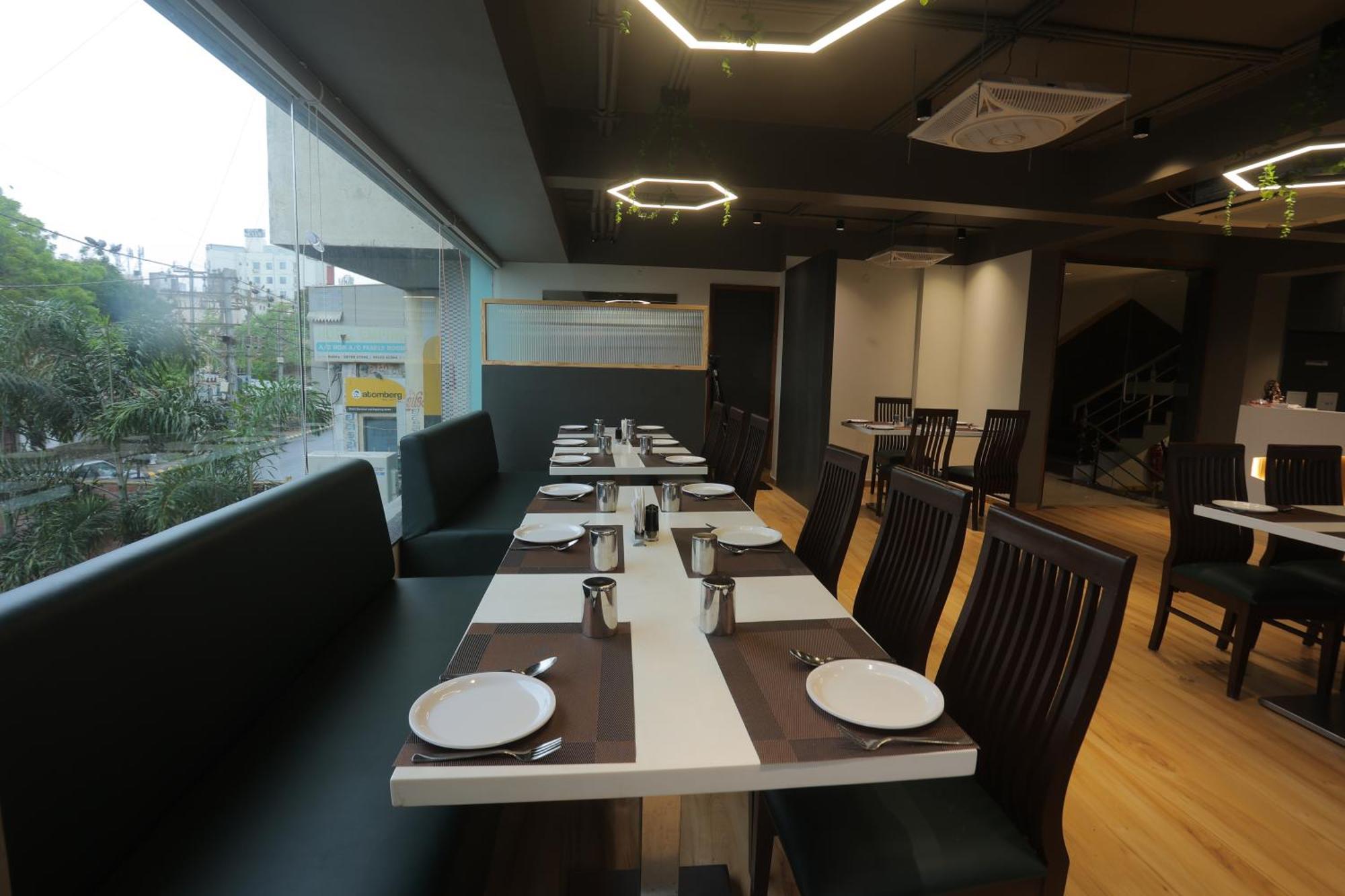 Hotel Shayan Inn Rajkot Εξωτερικό φωτογραφία